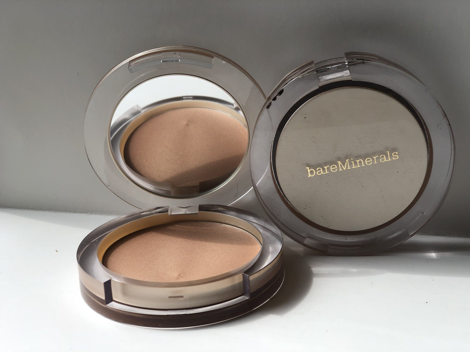 bareMinerals - IUMINOUS Gold (10g/0.35 oz.)