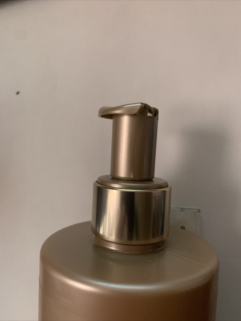 BLONDME Keratin Restore Cleansing Conditioner  All Blondes,16oz(pump is broken)