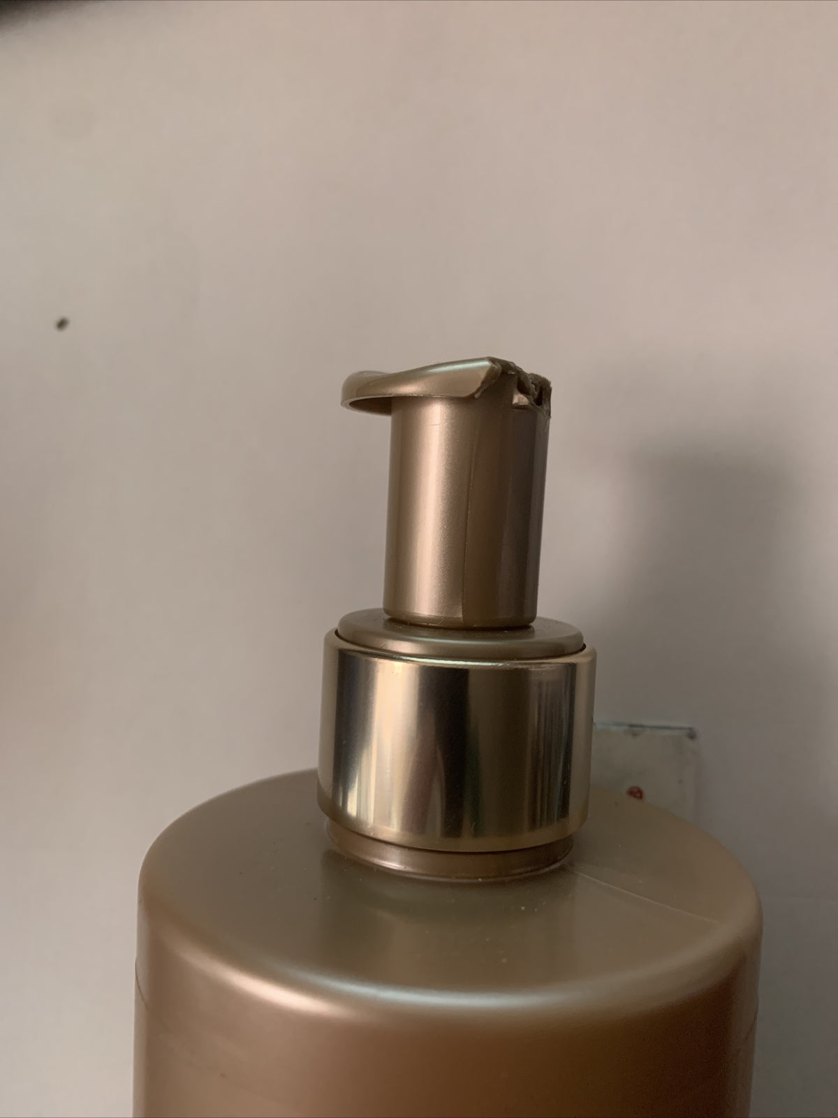 BLONDME Keratin Restore Cleansing Conditioner  All Blondes,16oz(pump is broken)