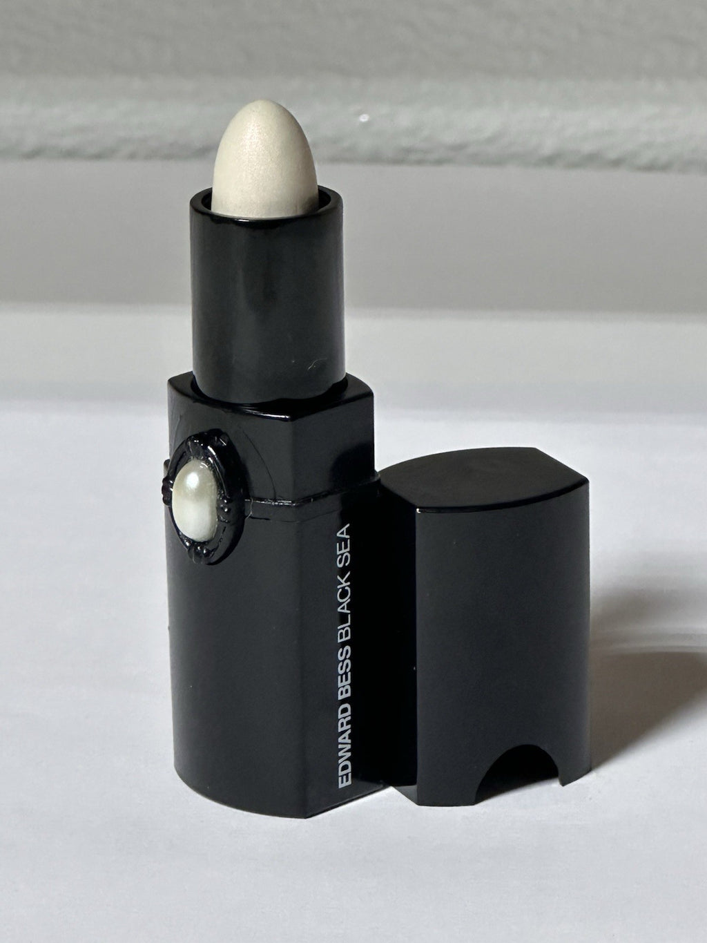 Edward Bess - Precious PEARL Undereye ILLUMINATOR