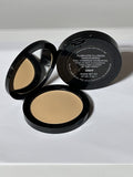 Edward Bess - Flawless Illusion Transforming Full Coverage Fundation / LIGHT