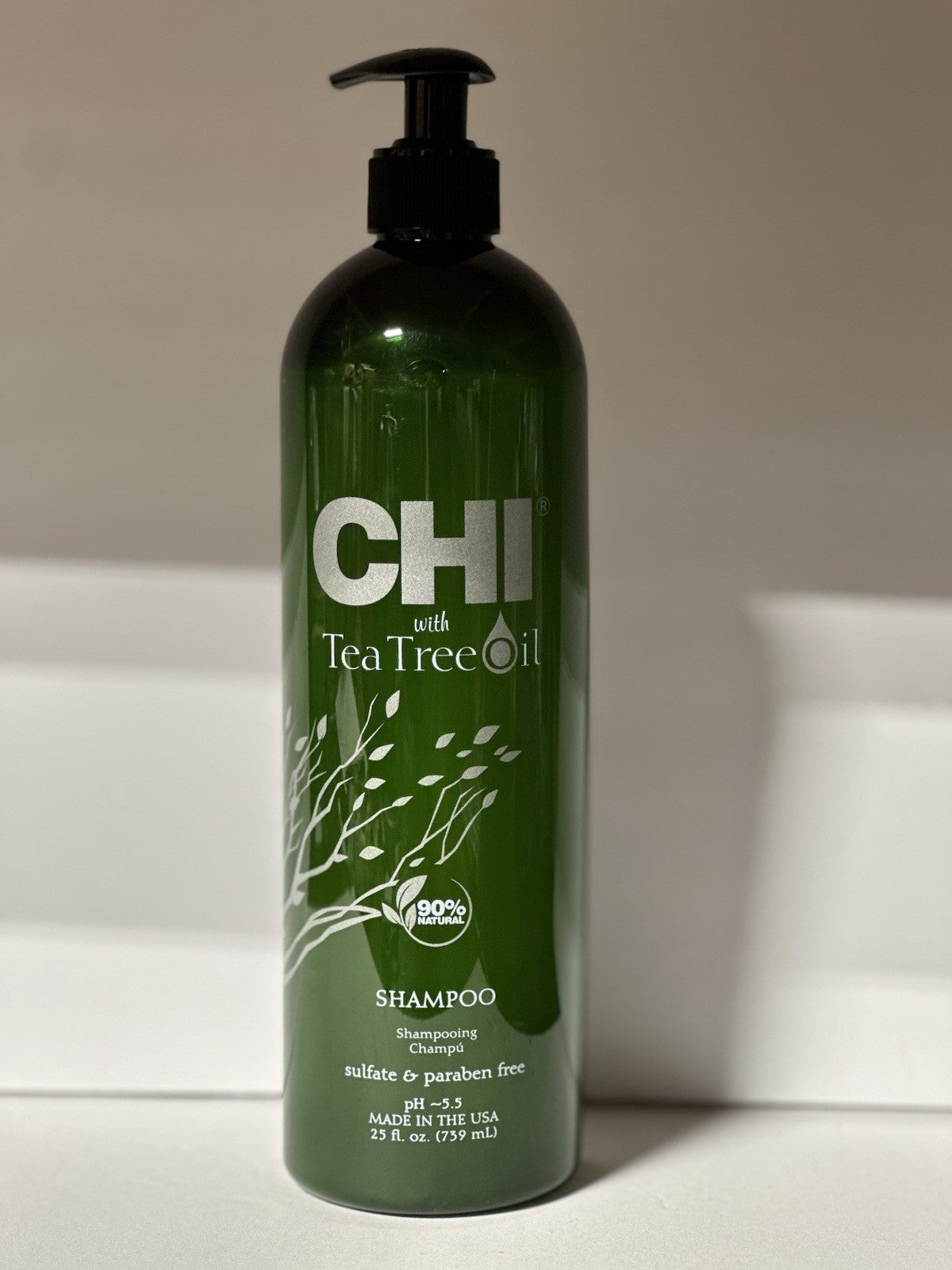 CHI - Tea Tree Shampoo / Sulfate & Paraben FREE ( 25 Fl. Oz. )
