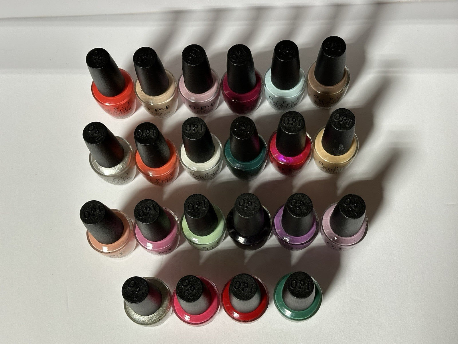 OPI - 22 Peaces Nail Polish bundle, Various Colors!!! Lot 4